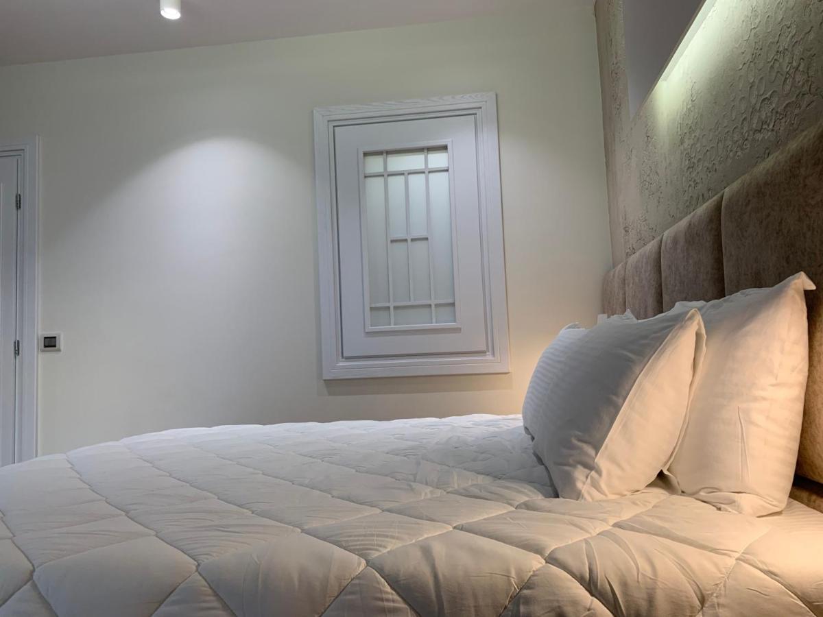 Marina Premium Hotel & Apartment Vlore Exterior photo